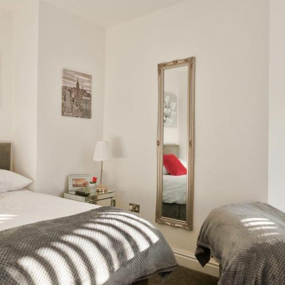 ليفربول Priory Suites المظهر الخارجي الصورة