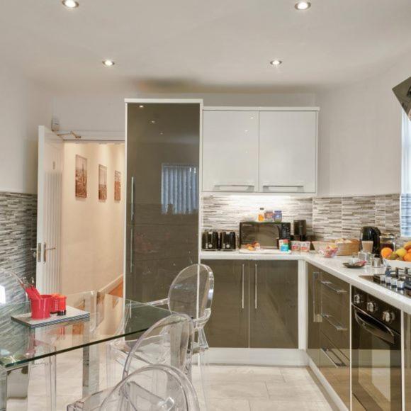 ليفربول Priory Suites المظهر الخارجي الصورة